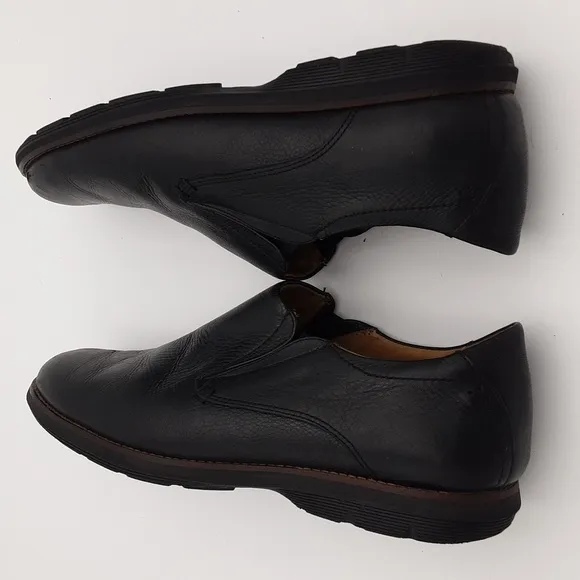American classic moccassin shoe black leather slip on 12M extreme comfort casual