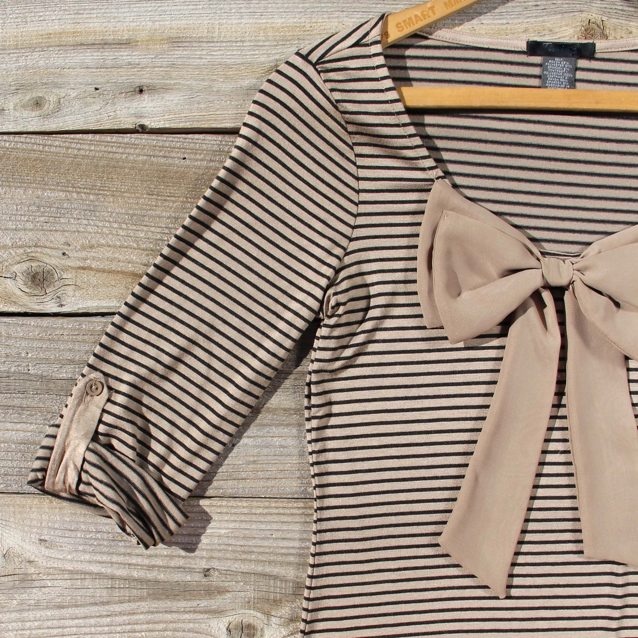 Cedar Bow Tee