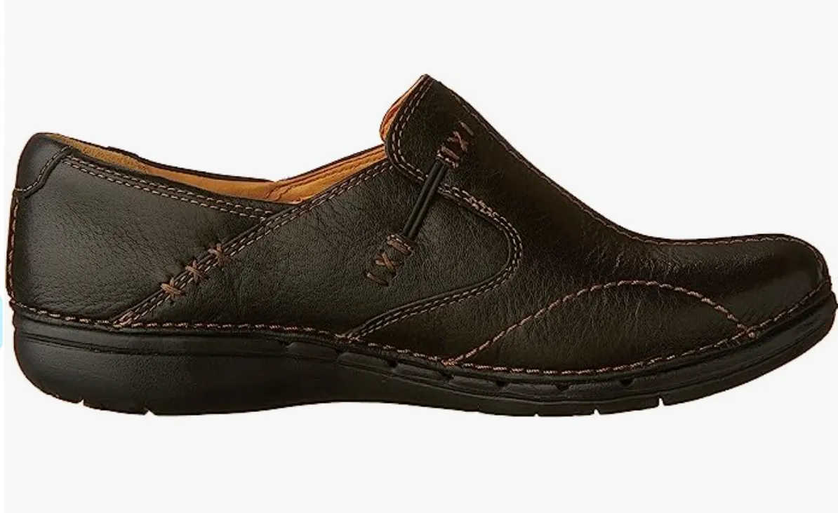 Clarks Unstructured Black Leather Casual Flats