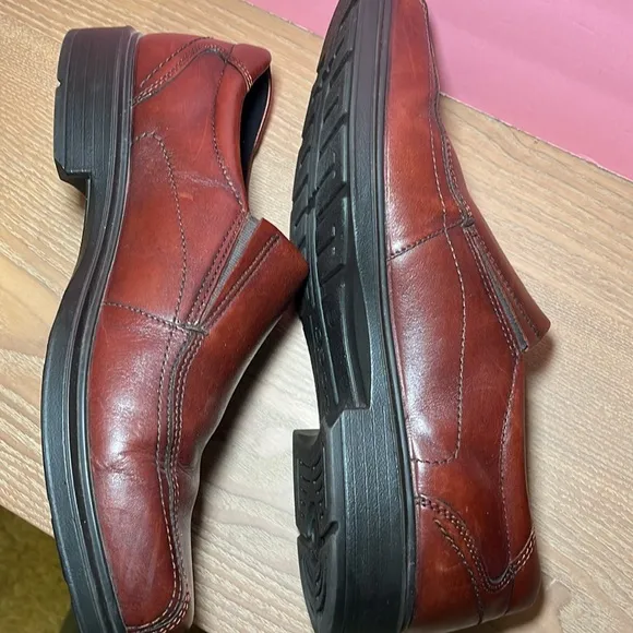 ECCO Helsinki 2.0 Apron Toe Slip On Loafer Brown Leather Office Cushion Casual
