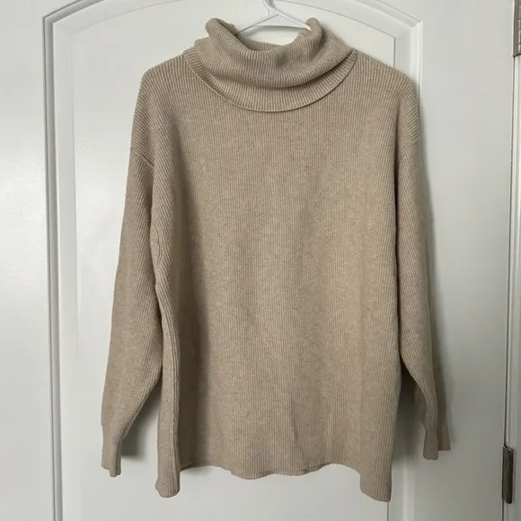 Free People Softly Structured Knit Tunic Turtleneck Sweater Oatmeal Size small