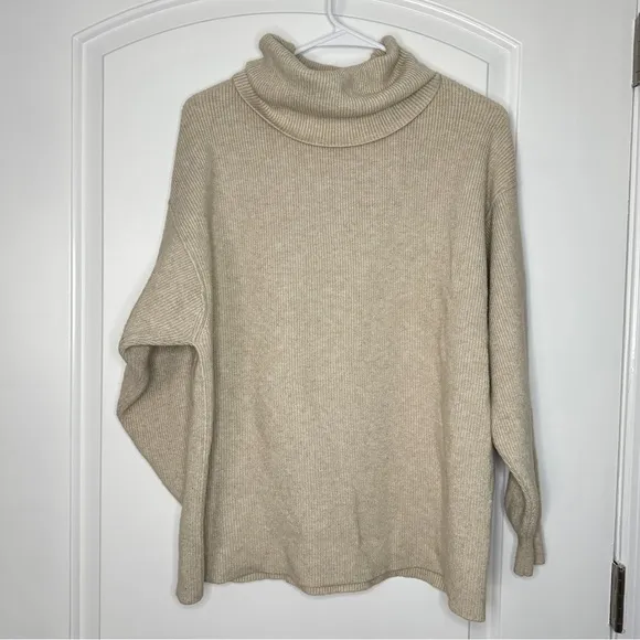 Free People Softly Structured Knit Tunic Turtleneck Sweater Oatmeal Size small