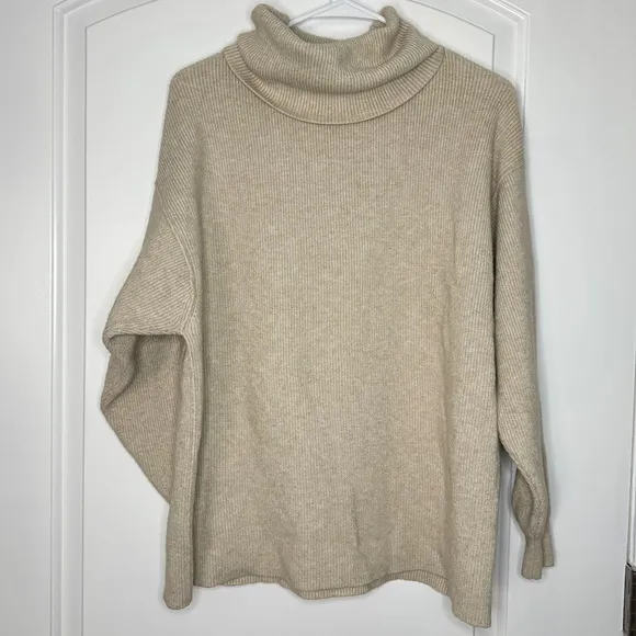 Free People Softly Structured Knit Tunic Turtleneck Sweater Oatmeal Size small