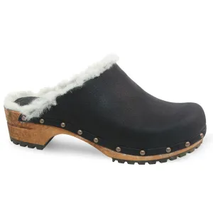 Hese Women's Wood Clog in Black