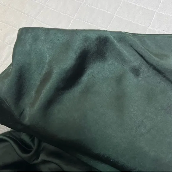 Madewell Satin Maxi Slip Skirt in Luxury Forest Green Size 2 NWT *Flawed*