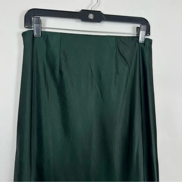 Madewell Satin Maxi Slip Skirt in Luxury Forest Green Size 2 NWT *Flawed*