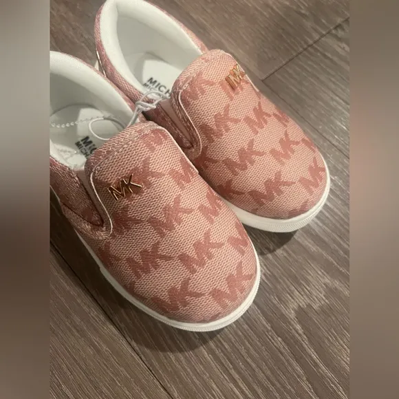 Michael Kors Slip on Toddler size 7
