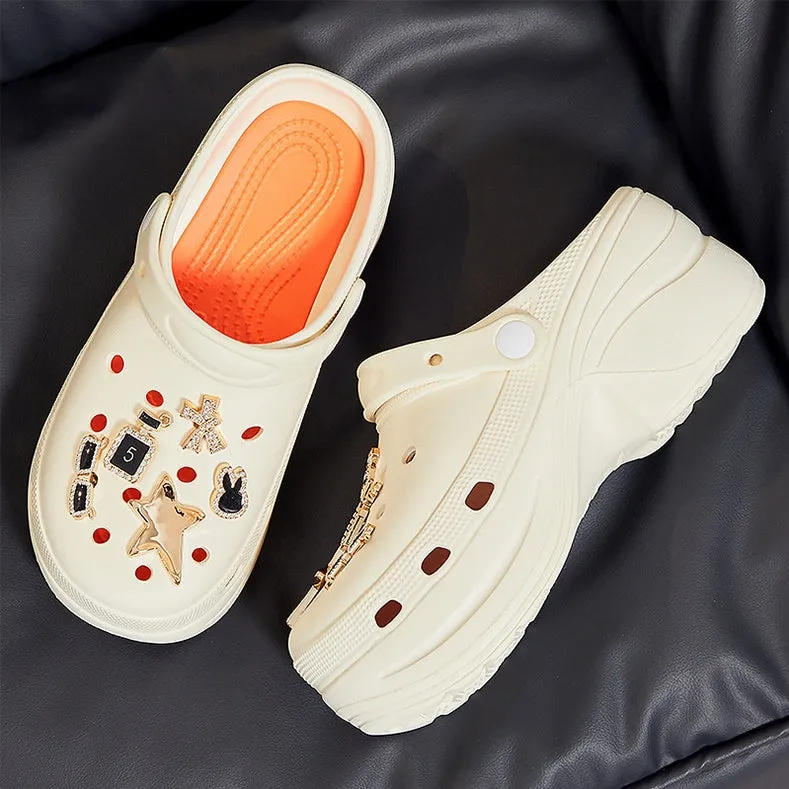 Quick-Drying and Breathable Women's Crocs for Soft and Cushioned Comfort