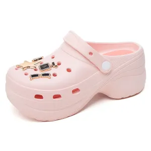 Quick-Drying and Breathable Women's Crocs for Soft and Cushioned Comfort