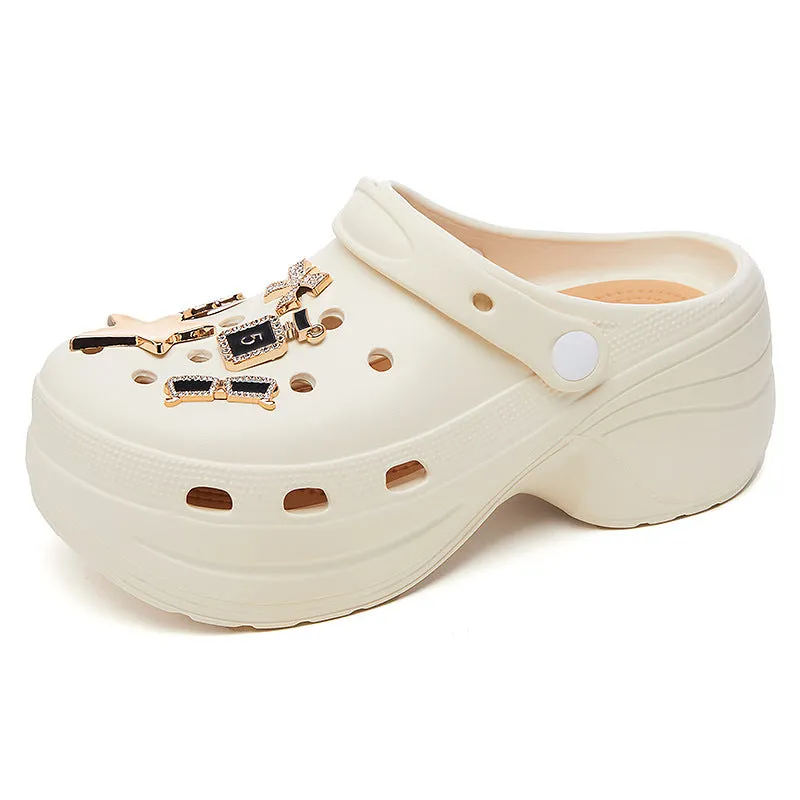 Quick-Drying and Breathable Women's Crocs for Soft and Cushioned Comfort