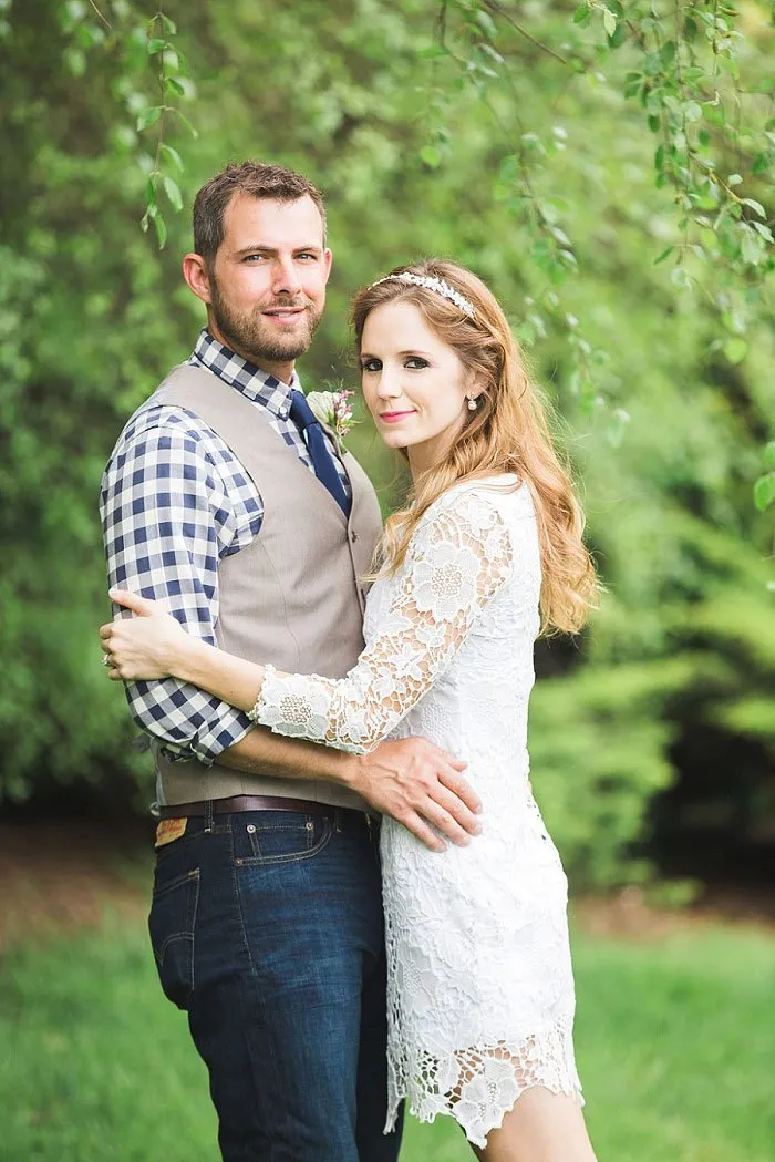 Short Lace Country Wedding Dresses for Women Wear Boots