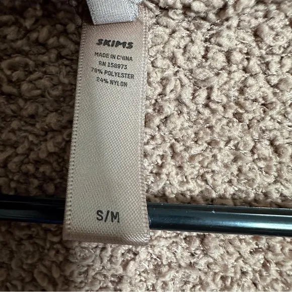 Skims cozy boucle knitted camel robe
