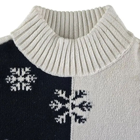 Talbots Button Detail Thermolite Ski Sweater Small Petite Snowflake White Black