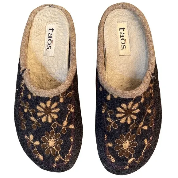 Taos Woolderness Embroidered Wool Clog