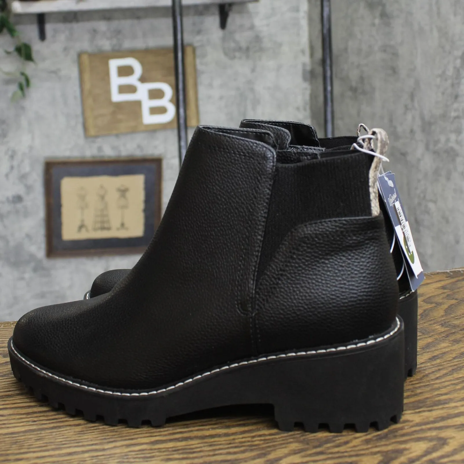 Universal Thread Womens Taci Boots with Memory Foam Insole Jet Black 11M