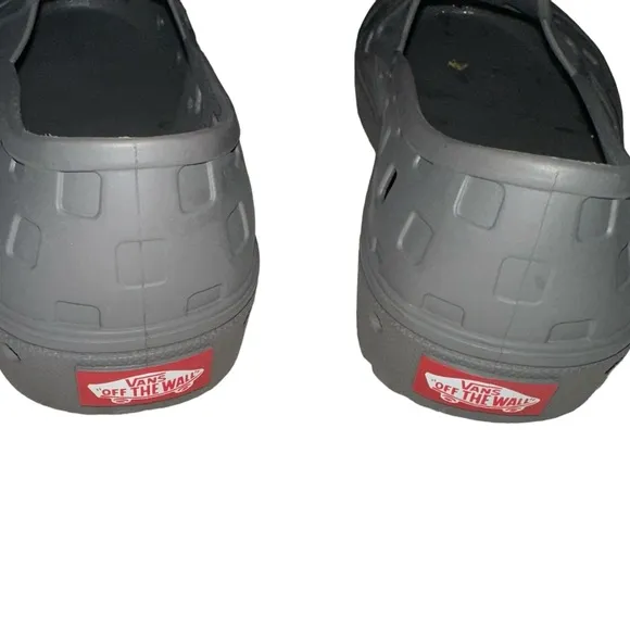 Vans - Slip On TRK shoe Ua Slipon Trk gray rubber casual low unisex NWOT US5