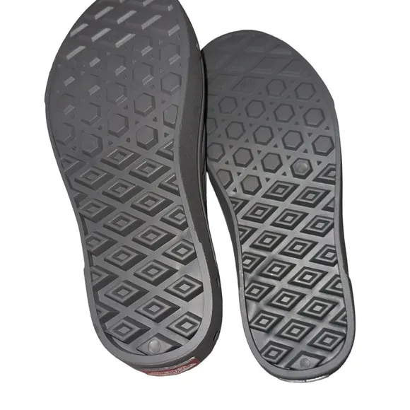 Vans - Slip On TRK shoe Ua Slipon Trk gray rubber casual low unisex NWOT US5