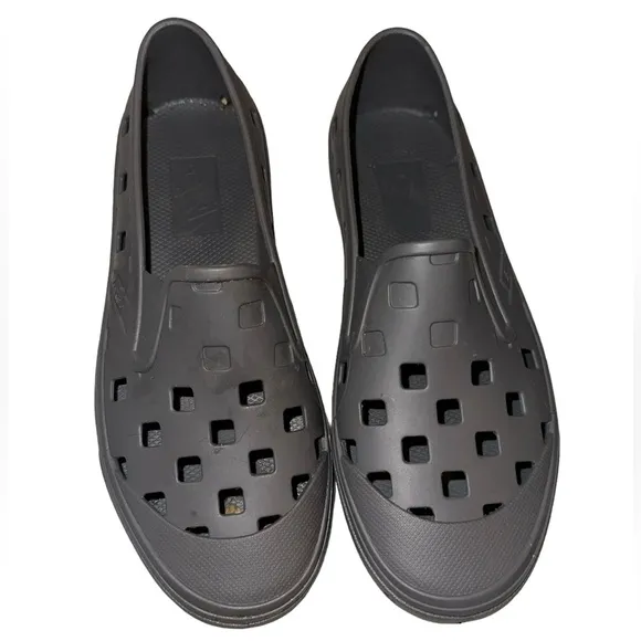Vans - Slip On TRK shoe Ua Slipon Trk gray rubber casual low unisex NWOT US5