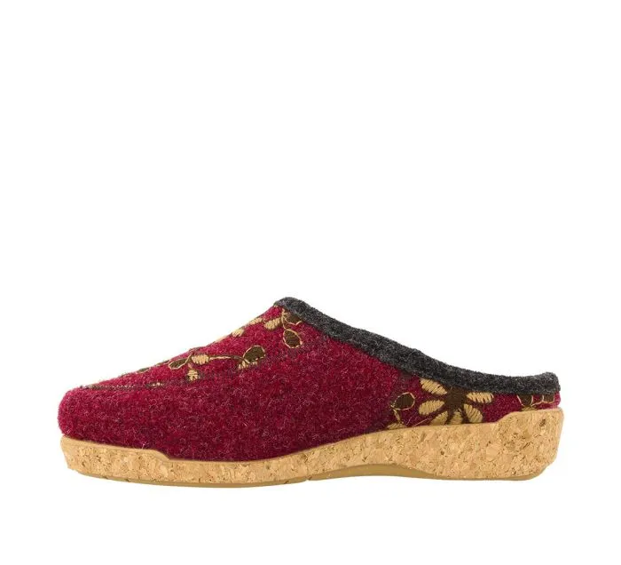 Woolerness 2 Cranberry